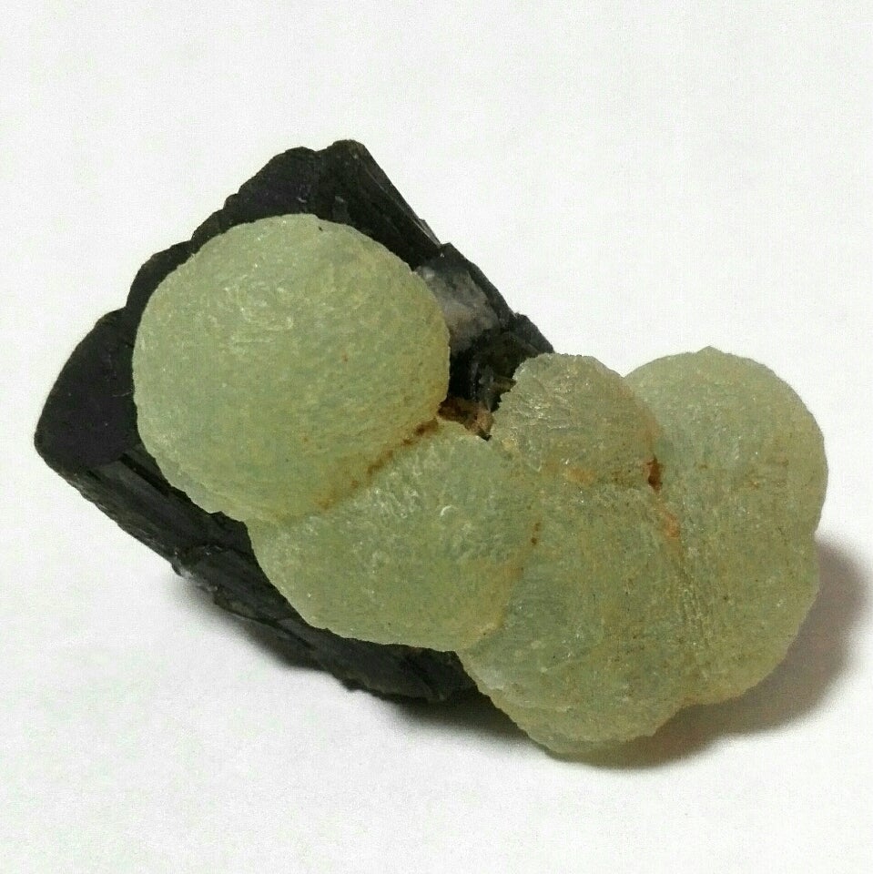 素敵なプレナイト葡萄石レア最高品質960g母岩付 - rehda.com