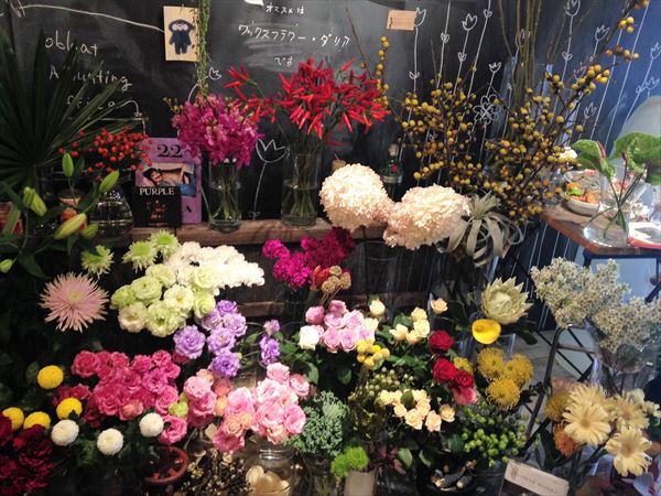 街の小さなお花屋さんはこだわりがいっぱい フラワーオブラート Rejoiceのmy Favorite