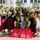 神戸海星女子学院大学の大学祭！ハワイアンルームと講堂で華やかなフラとタヒチアンのステージ！！の記事より