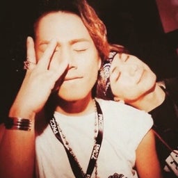 {E255D462-571E-413D-924D-DDDD00FBB5C7}