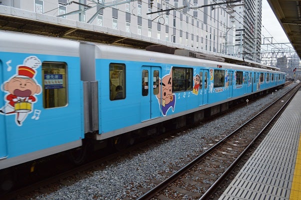 東武鉄道 50050系クレヨンしんちゃんラッピング編成 鉄道好きの旅日記 写真館
