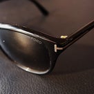 TOM FORD Shadesの記事より