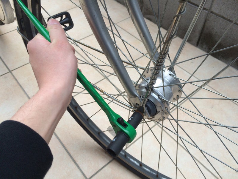 自転車、ママチャリのタイヤ交換に必要な工具