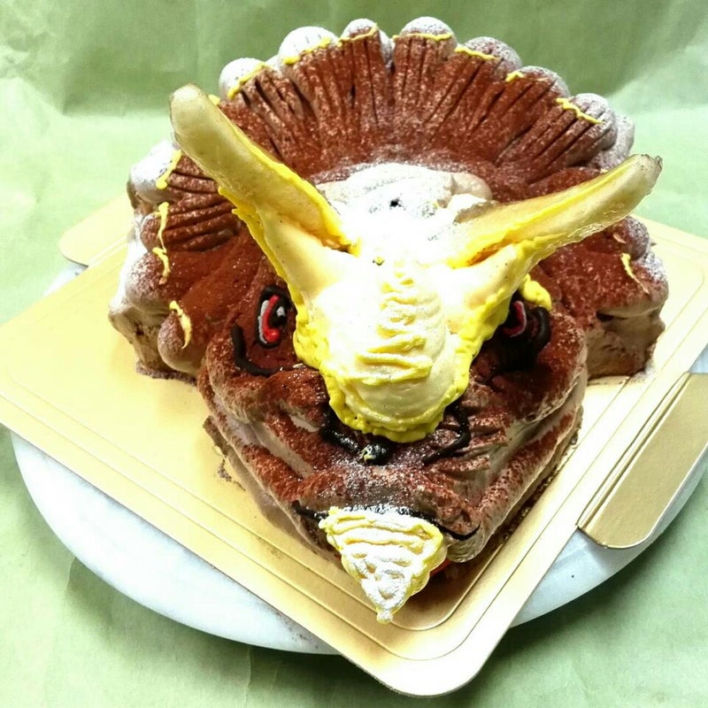 立体キャラクターケーキ恐竜トリケラトプスです 岐阜市の洋菓子 パティスリー旬菓のブログ