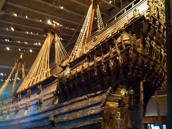 ヨーロッパのひと昔の造船技術。スエーデンの戦艦ヴァーサ号の運命 