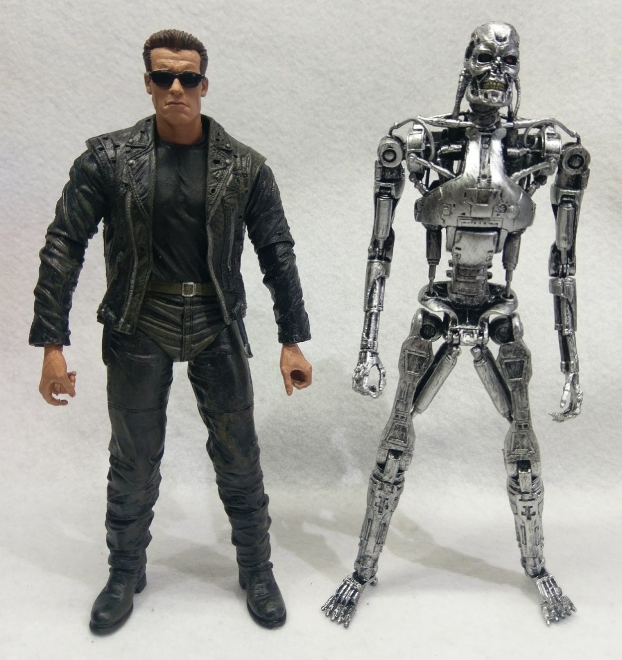 おもちゃ:NECA 1/4 ライトアップLED内蔵 T-800 エンド おもちゃ:NECA 1/4 ライトアップLED内蔵 T-800 エンド