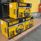 DEWALTコードレス集塵機のバッテリー付属モデルが新入荷です！各種ワゴンも売れてます♪の記事より