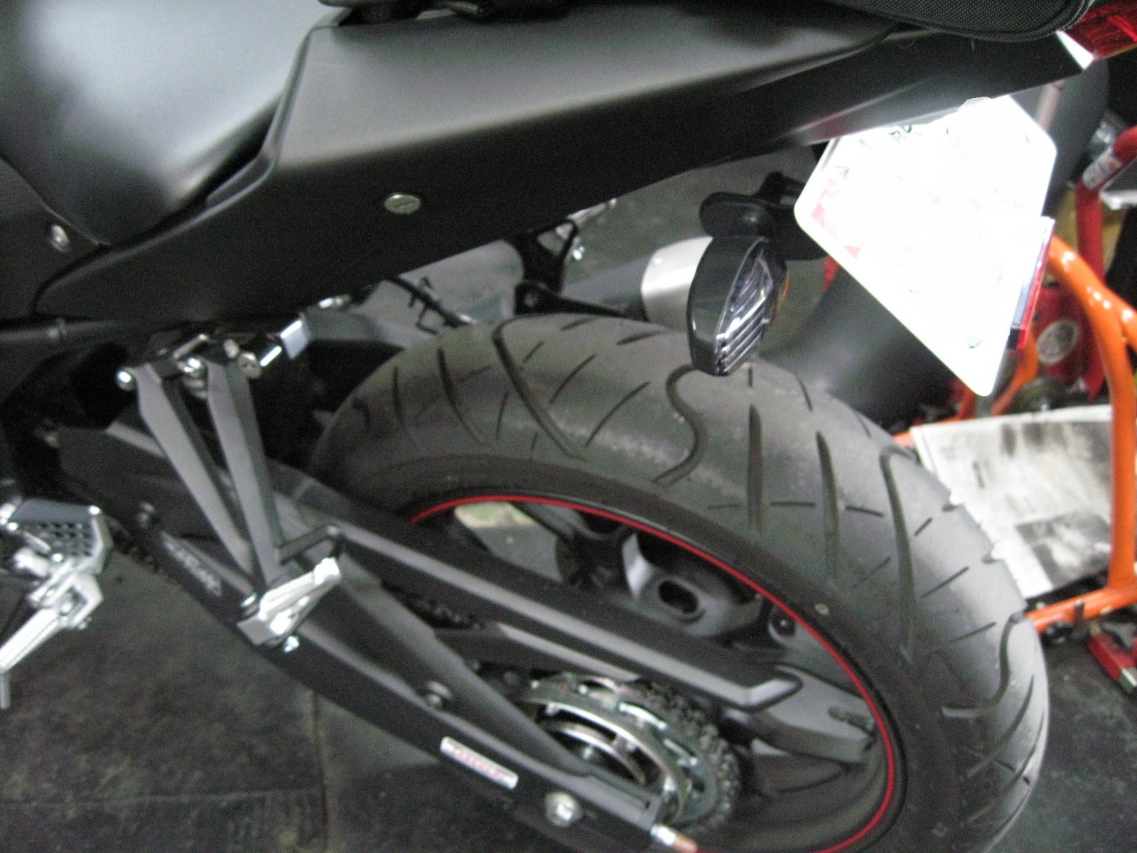 バイク部品 Yzf r25 リヤフェンダー バイク YZF-R25 8BK-RG95J に適合