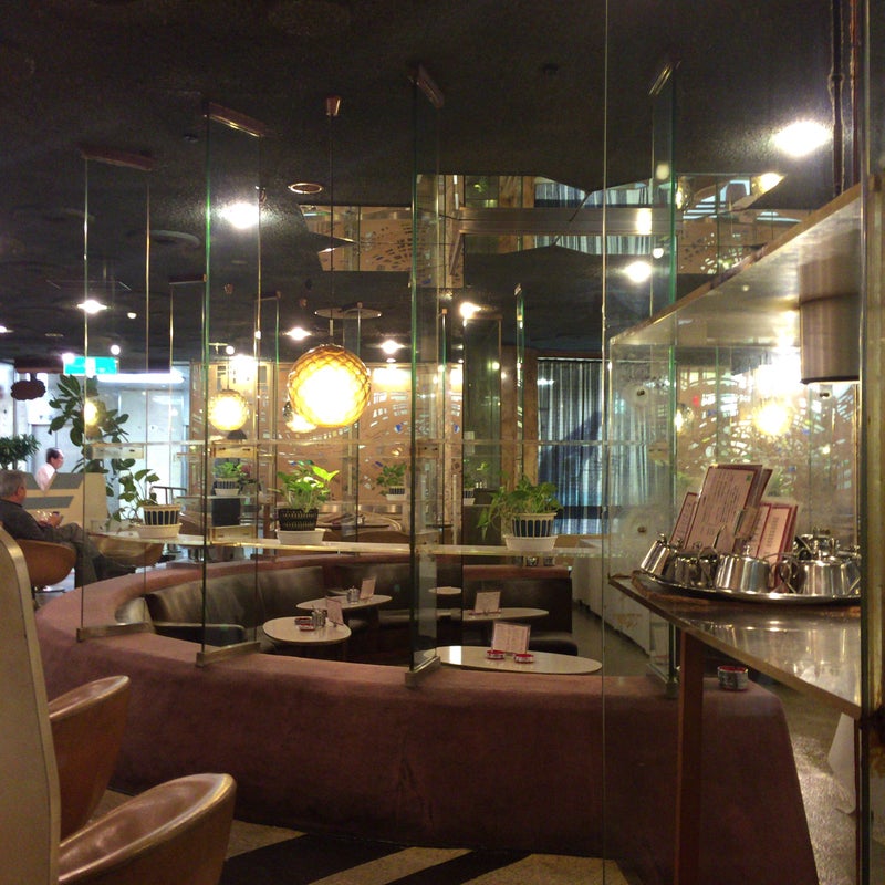 喫茶店 マズラ 大阪『マヅラ』半世紀過ぎてなお魅了される宇宙をイメージしたレトロモダンな喫茶店！