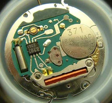 フェンディ【Fendi】の時計が動かない!電池交換で解決するかも。電池 