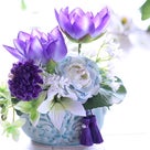 お母さんの命日に青い仏花をお供えたい！の記事より