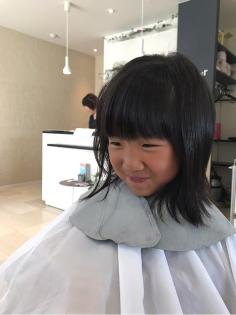 ツーブロック女子が密かに大人気 キッズにも流行りつつある 美容師の働き方改革 美容室を変えたい 金沢市野々市の美容室4cmせとっち