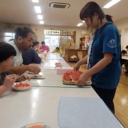 画像 スイカ割り の記事より 6つ目