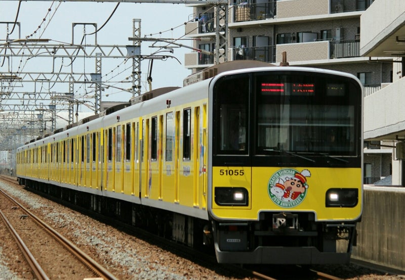 6 19 東武50000系 クレヨンしんちゃんラッピング 緩 く鉄道の撮影