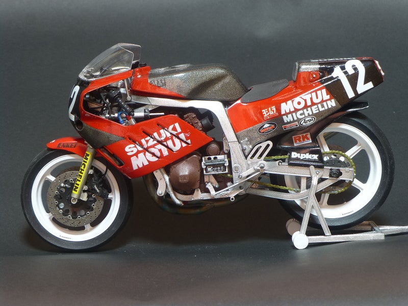 フジミ 1/12 ヨシムラ・スズキGSX-R750 1986年鈴鹿8耐レース仕様 完成 | hirover7のブログ
