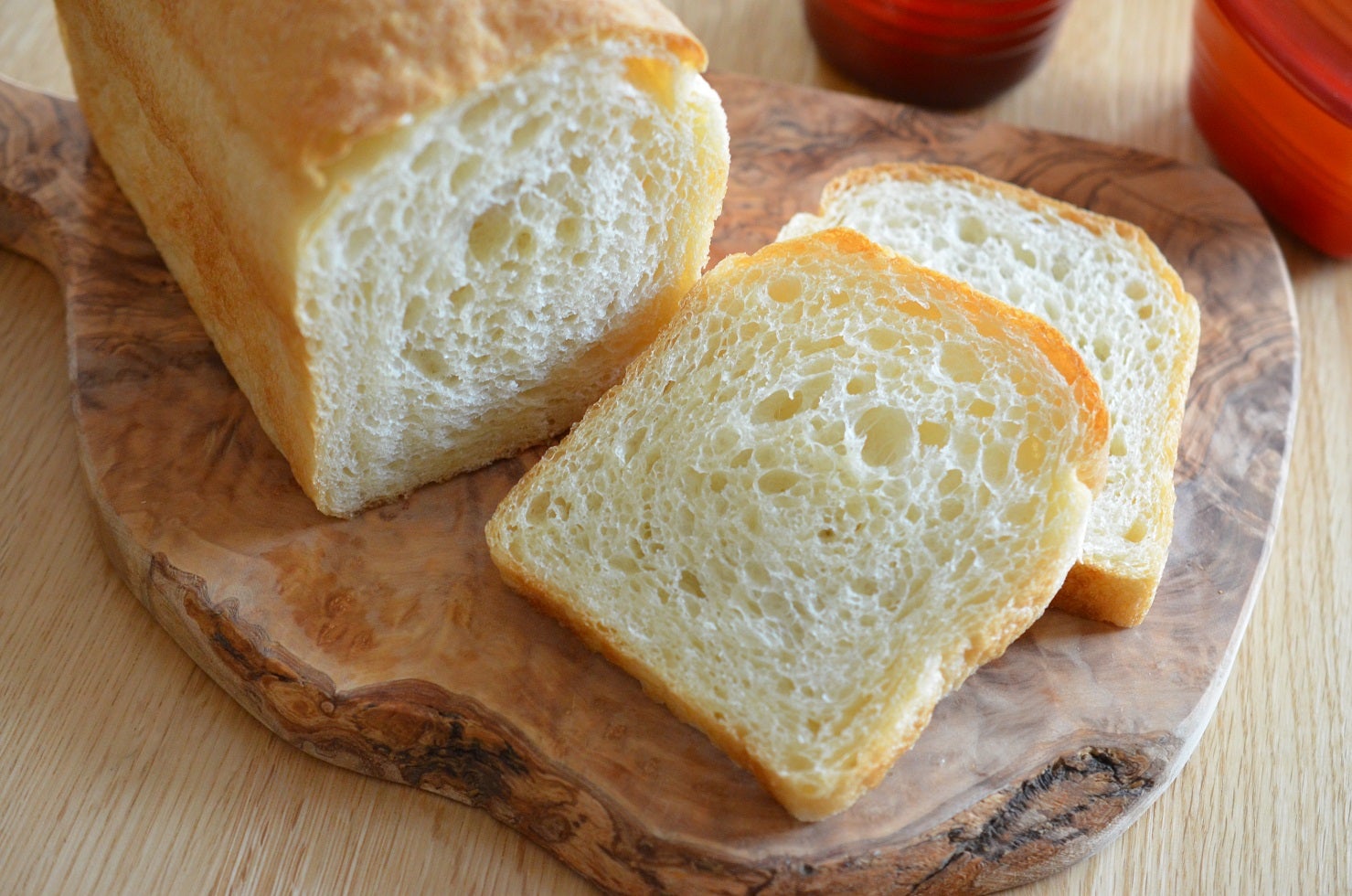 食パン型で焼き上げたフランスパン『ハードトースト』 | 国立 低温長時間発酵パン教室 le sucrier