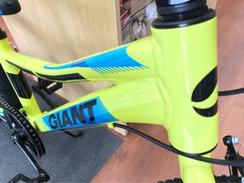 2018 GIANT XTC JR 20 LITEはこんなのです | 輪心 宝塚の自転車屋です
