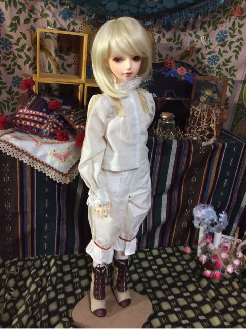 ドールスタンドを作ってみた | Tomokoのアトリエ