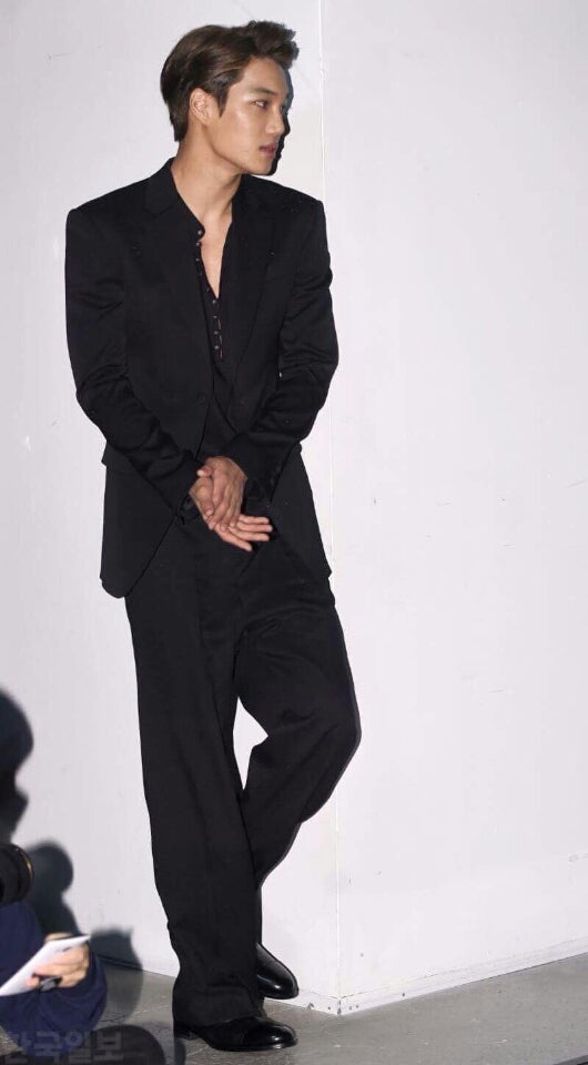 Exo カイ 17 Elle Style Awards 黒 スーツ Kai Sanapy の ブログ Exo 2