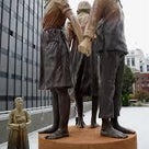 サンフランシスコに建てられた売春婦像。これから一家に一人一台売春婦像をの記事より