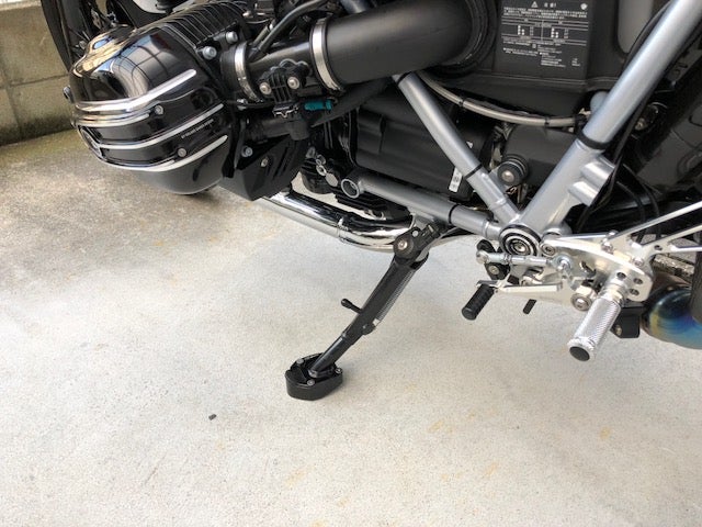 R nineT Racer × サイドスタンド | tomのブログ