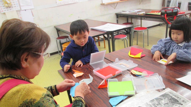 折り紙教室　東大阪　アトリエ遊　児童絵画　八戸ノ里教室　教室の様子の記事より