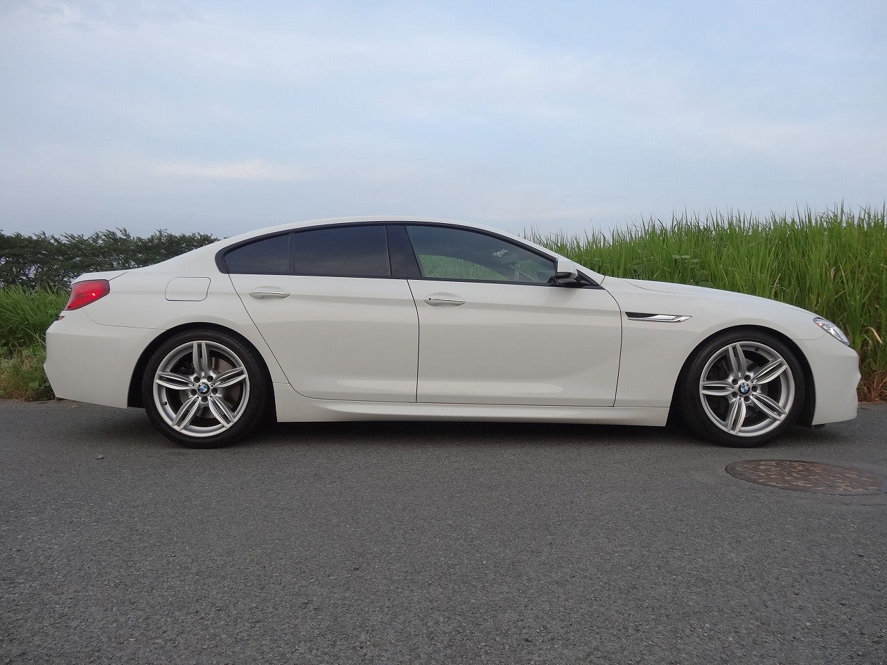BMW 6シリーズ グランクーペ 650i F06 H&Rダウンサス | 《荒井タイヤ
