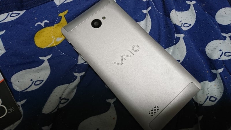 ジャンクで確保した8000円のvaio社vaio Phone Aの修理 まさかのはんだ付けに K S My Favorite Gadgets Blog That Likes Sony Digital Junk And Audio