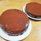 チョコケーキを２つ、朝から作ってみた。久しぶりに作ってみると、楽しい。の記事より