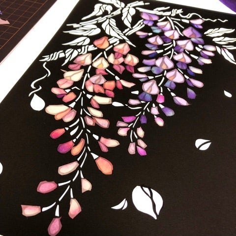 藤の花の切り絵の色つけ 切り絵作家 平石智美の華色切絵 ハナイロ キリエ
