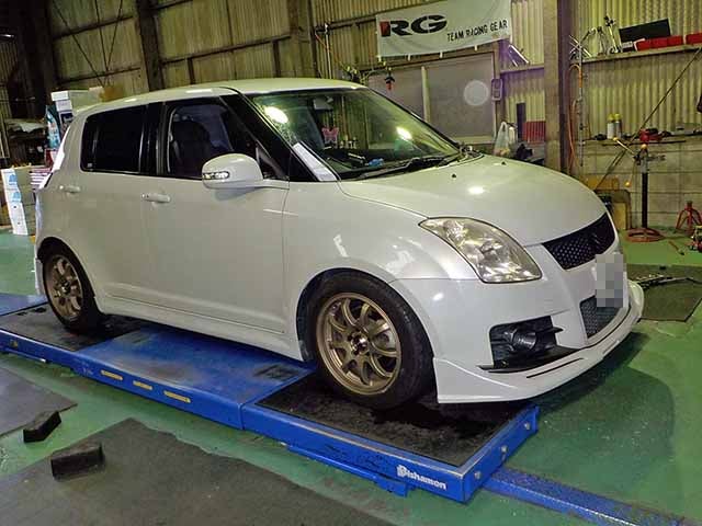 ZC31S スイフトスポーツ 車高調取り付け 四輪アライメント ZC31S スイフトスポーツ 車高調取り付け 四輪アライメント