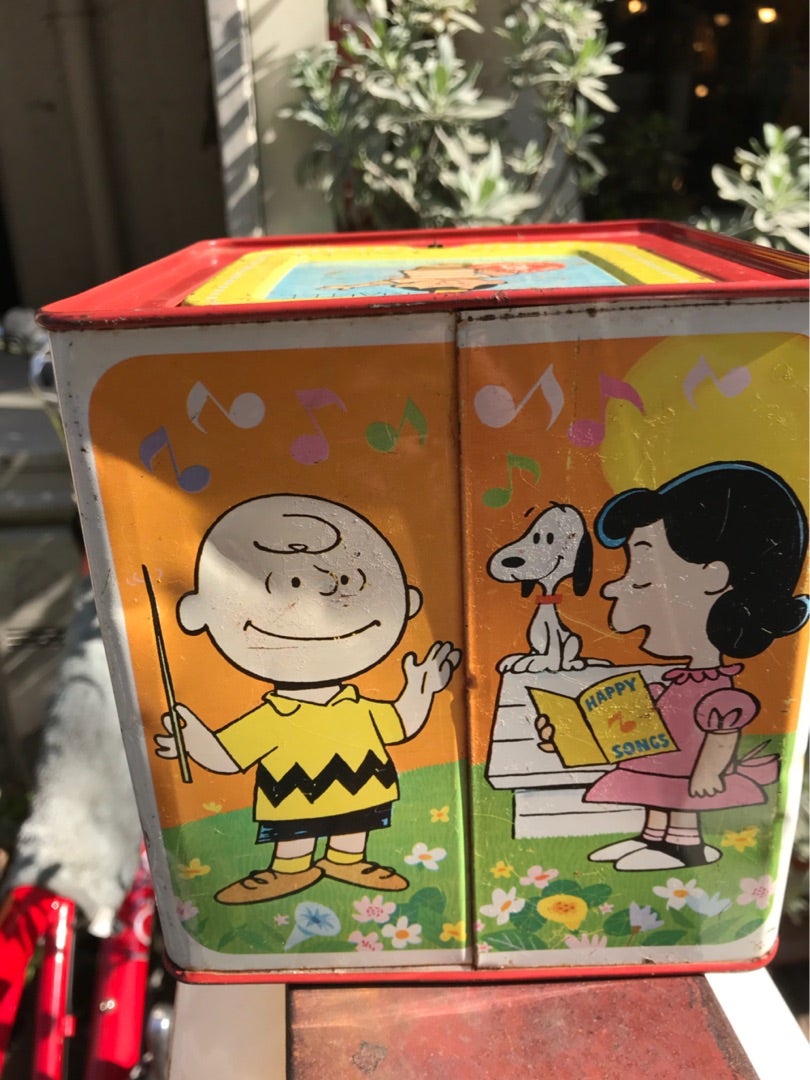 ビンテージのSnoopy/スヌーピーやアメリカンアンティーク雑貨たち
