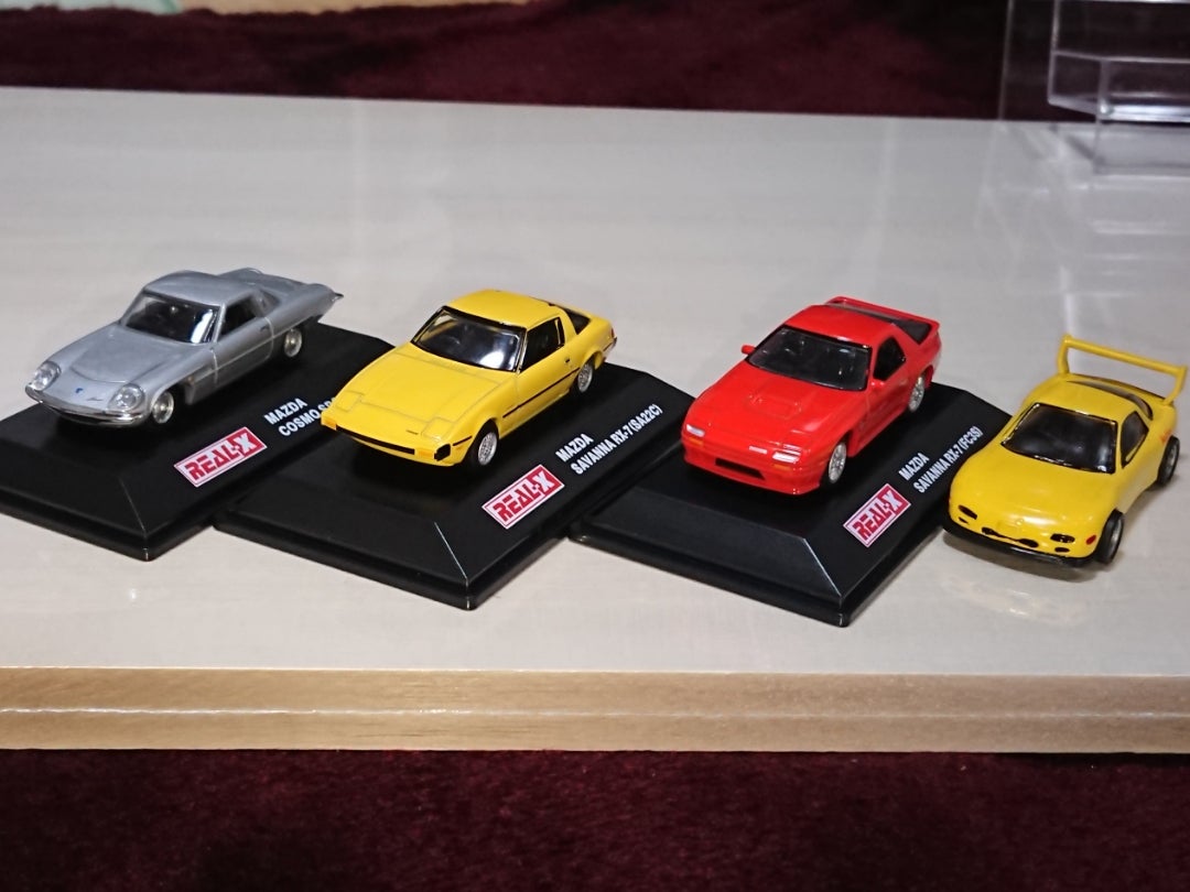 12点セット REAL-X ミニカー 1/72スケール-