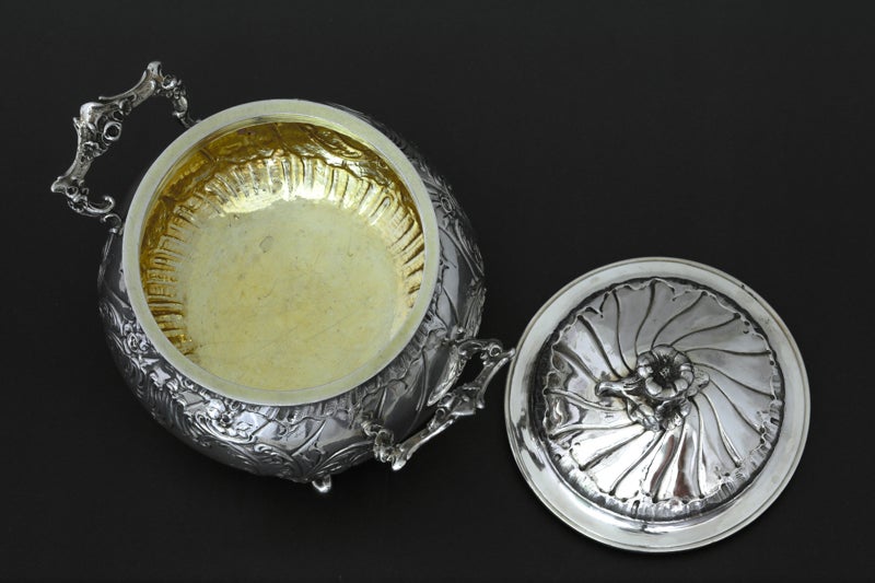 純銀製（925）ロココスタイルのティーキャディーまたはシュガーポット