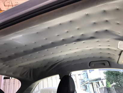 アウディａ１ 天井はがれ張替えしました 横浜で50年 自動車内装業の 有 野口自動車内張のブログ