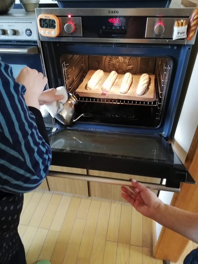 札幌近郊当別町パン教室：パン屋さんの本格的な技術が基礎から学べるパン教室・ミニバゲットレッスンの記事より