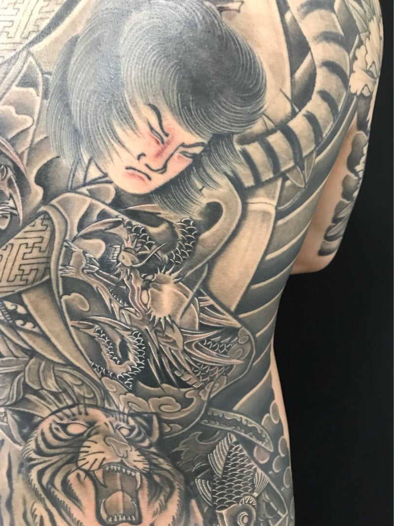 日本伝統刺青 虎王丸 神戸三宮のタトゥースタジオ 刺青彫師 彫いちの作品集