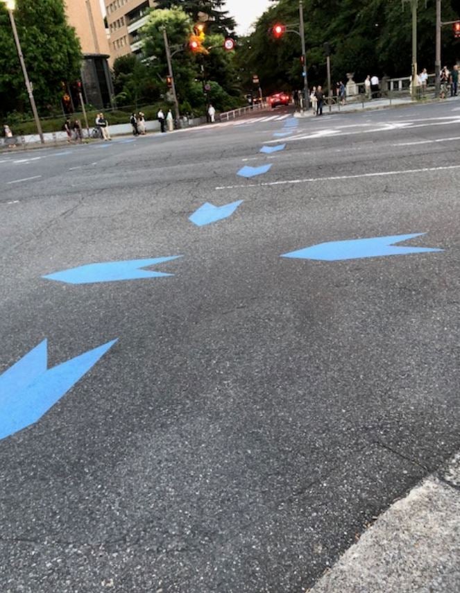 道路の青い矢印 ぐんま東庄のブログ