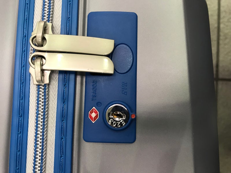 スーツケース 開錠 一宮市 スーツケース解錠 アイルロックアンドセキュリティー 名古屋の鍵交換 開錠 修理や防犯対策 愛知 静岡 岐阜 三重 など平均10分 30分で伺います