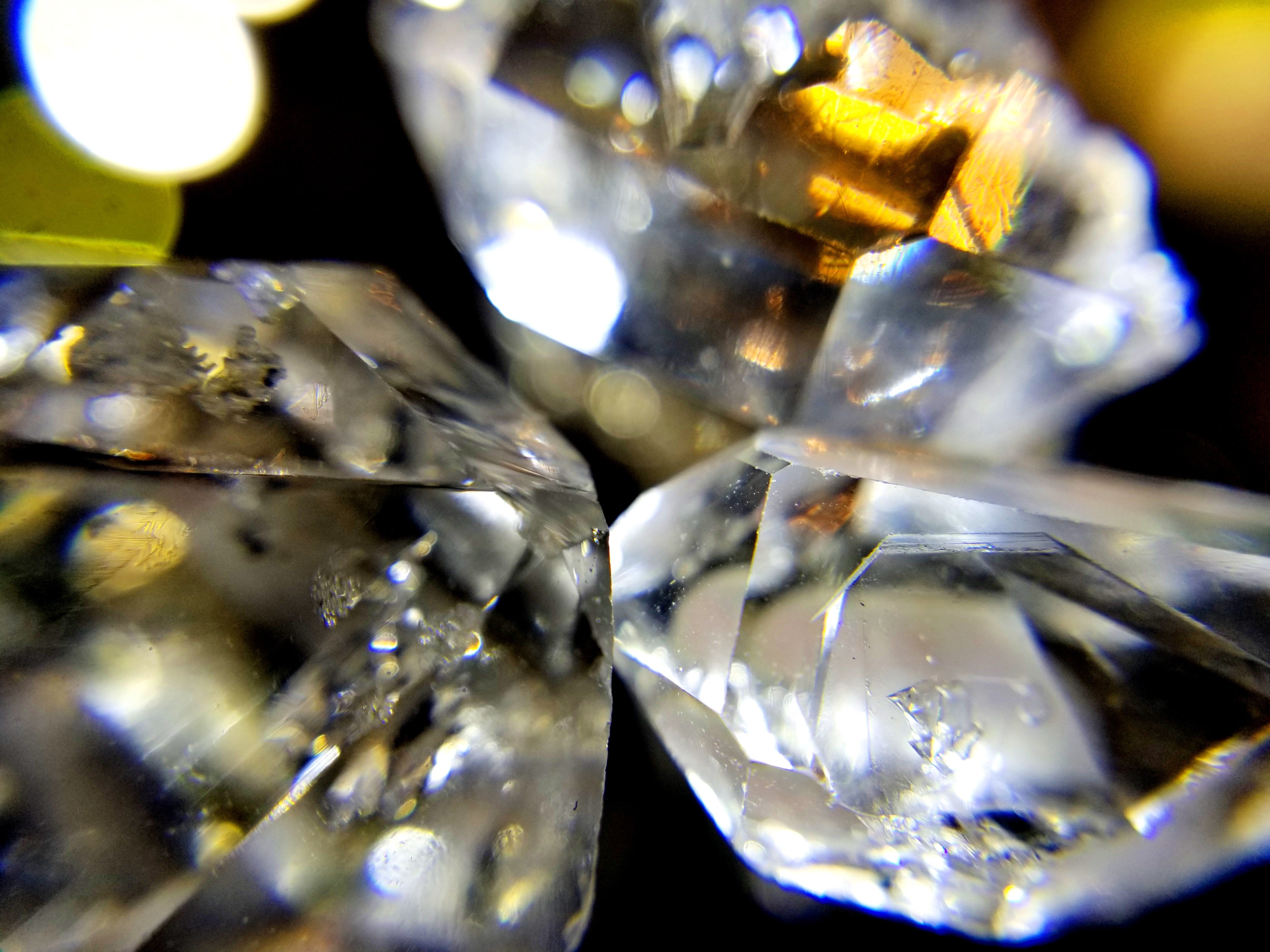 【おすすめ】ハーキマーダイヤモンド | 天然石の卸問屋 ニルヴァーナストーン上野御徒町店のブログです☆