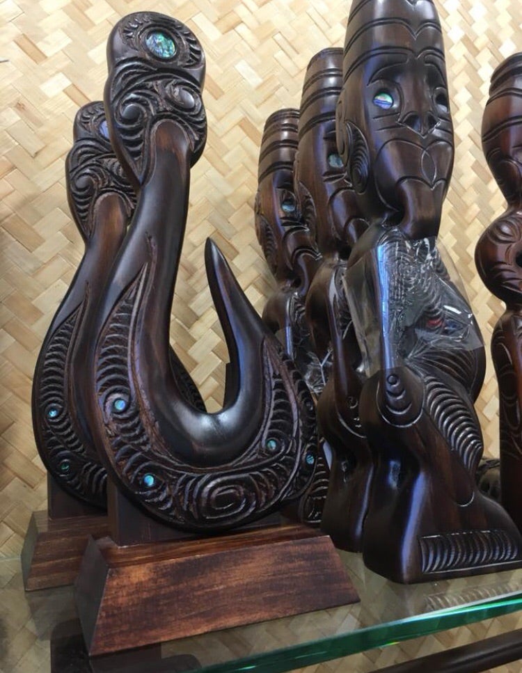 マオリ族の彫刻。 · www.cetraslp.gob.mx