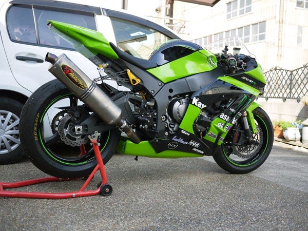 ZX-10R(11-15)のお乗りのお客様【アンダーカウルインナートレー