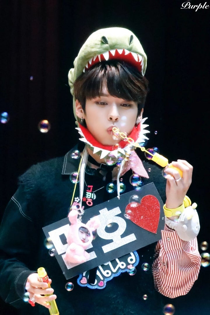 Stray Kids サイン会@明洞 | DAY6とSTRAYKIDSとMarkTuanとeaJ Stray Kids サイン会@明洞 | DAY6とSTRAYKIDSとMarkTuanとeaJ