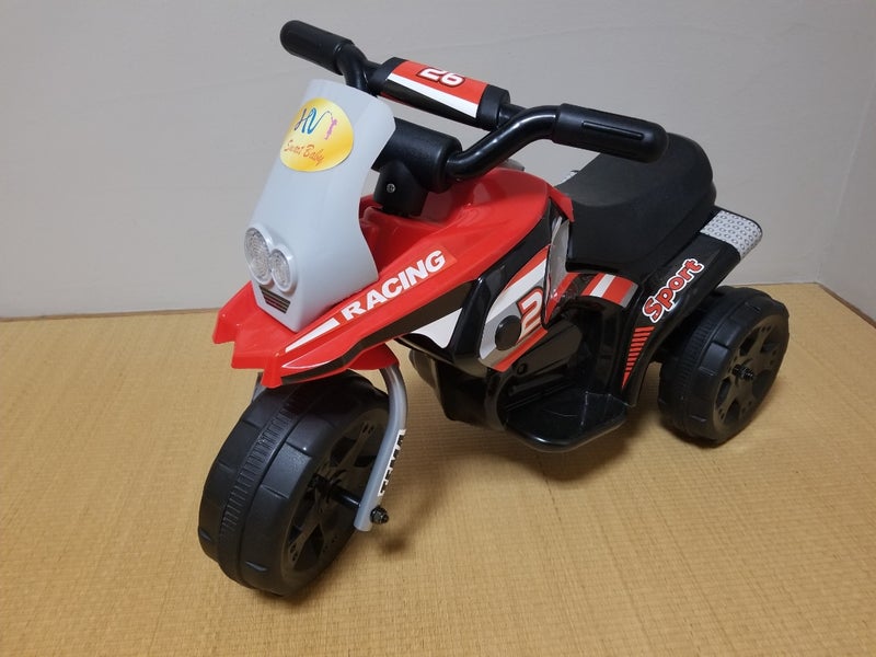 おもちゃの電動バイク ガレージ ペスカ