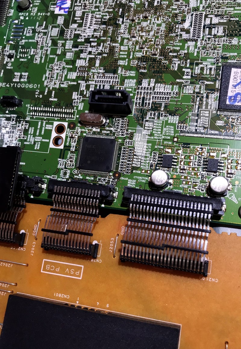 東芝製 ブルーレイレコーダー D-BZ510 WAIT表示不具合の修理とHDD換装 | 世の中の全てが自分で出来ないわけがない