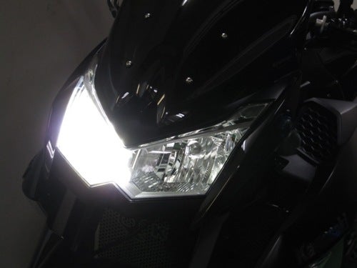公式】 純正LEDヘッドライトAssy Z1000 - ライト、ウィンカー
