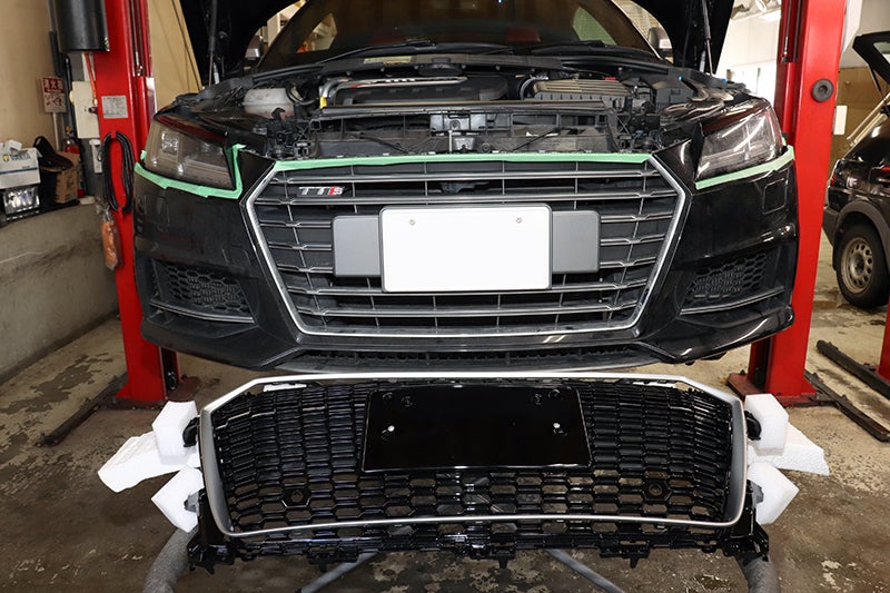 Audi 8S TTS Coupe／RS Look グリル取付け！ | 札幌のVW・Audi専門店