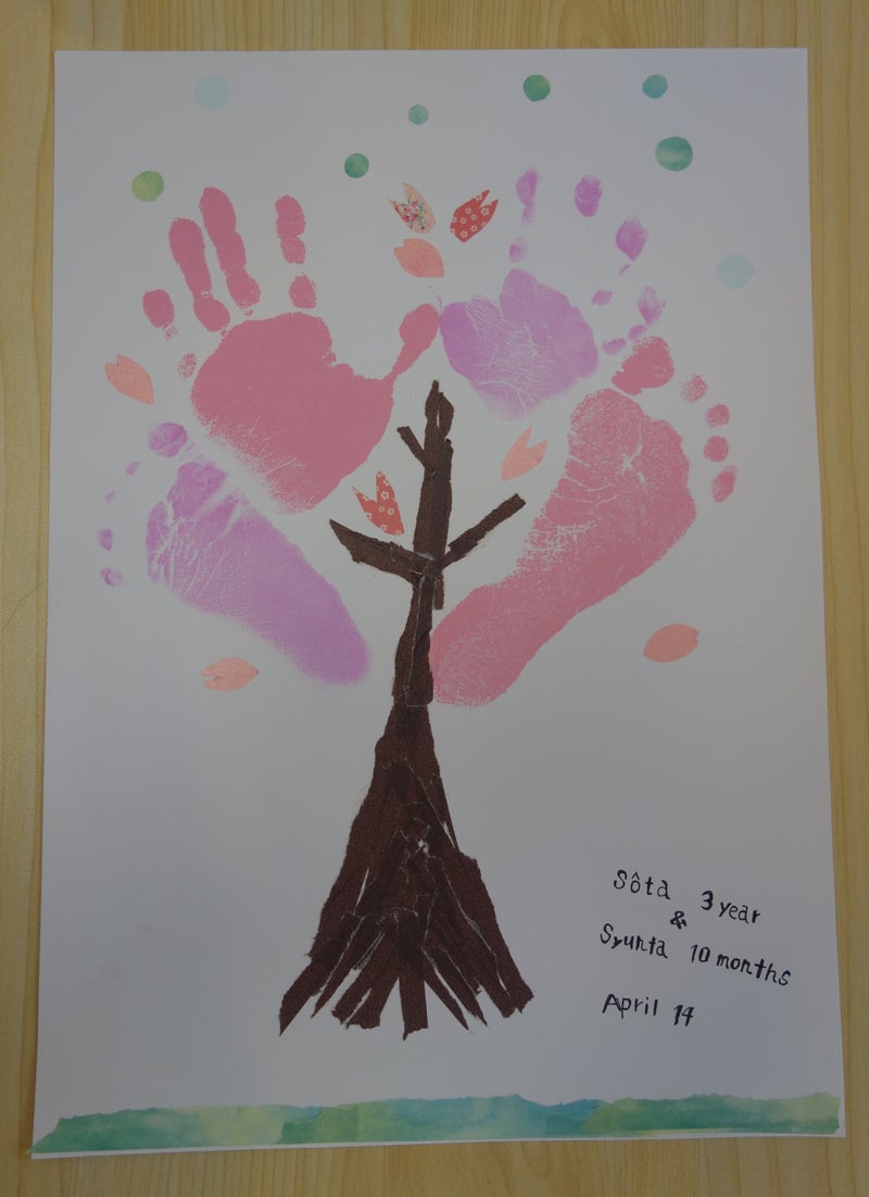 手形足形アート 成長記録ノート作り 福井でベビーマッサージ タッチケア教室を開催 親子教室ふたば 4児ママセラピストがお伝えします