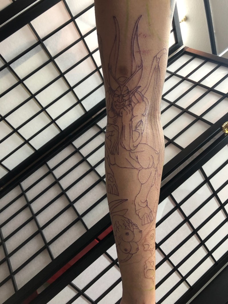イコンのタトゥーとポセイドンのタトゥーと悪魔のタトゥーと薔薇 神戸タトゥー Funky Guns Tattooスタジオの作品紹介