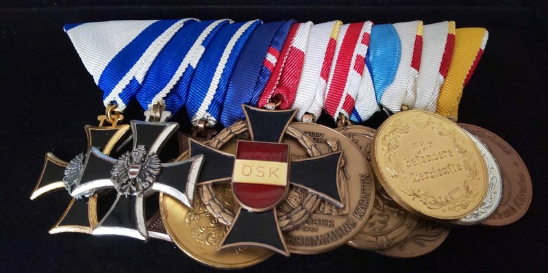 ハルトマンのブログオーストリア共和国軍11連メダルバー（オーストリア共和国）